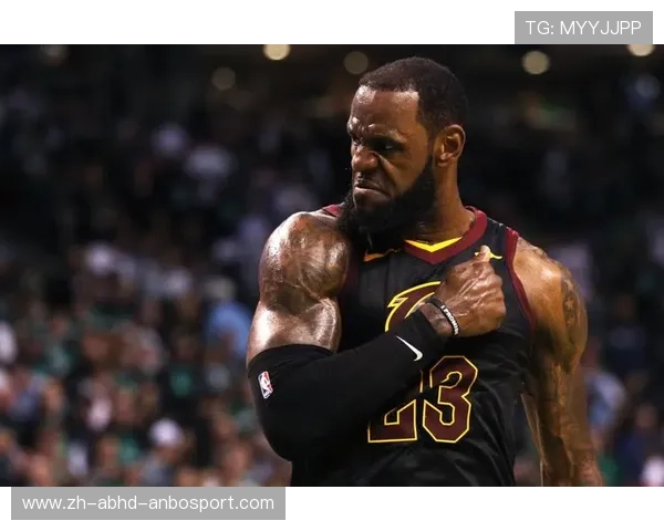 詹姆斯在2016年带领骑士逆转勇士夺冠的壮举被誉为史诗级成就